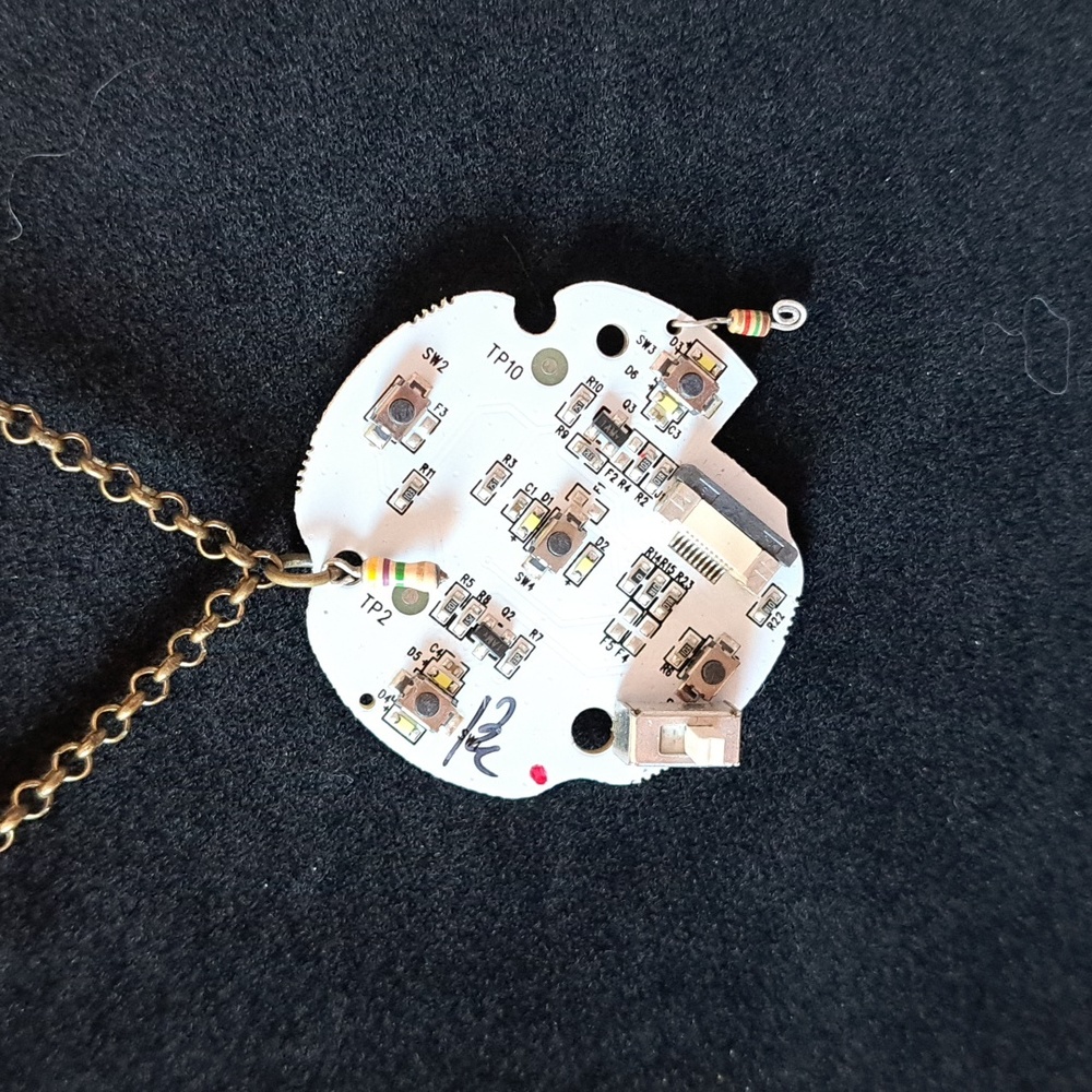 Fidget necklace!